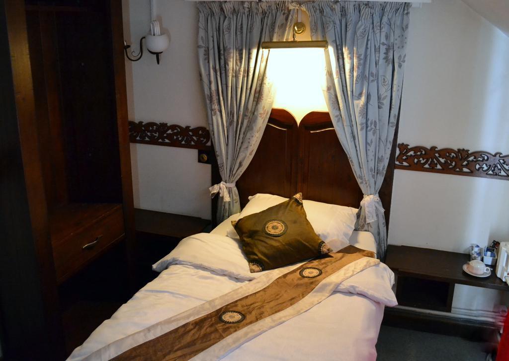 Ely Guest House Pokoj fotografie